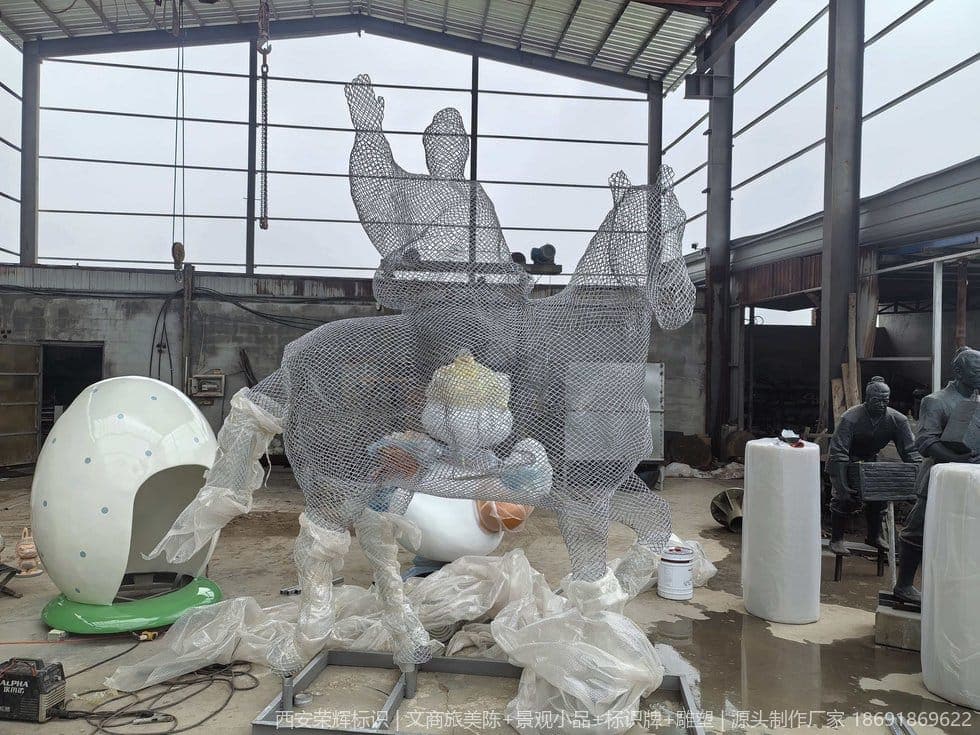 新疆吉木萨尔北庭故城景区不锈钢丝网雕塑(雕塑) 制作基地加工记录 第2张